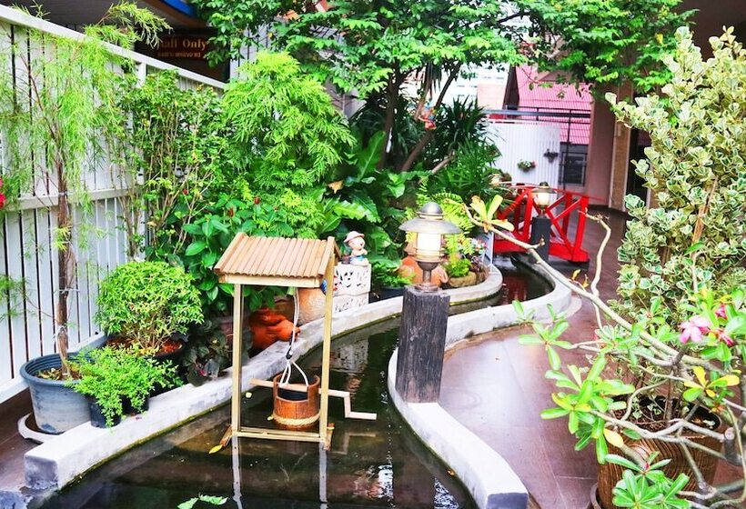 Aiyaree Place Hotel Sha Plus