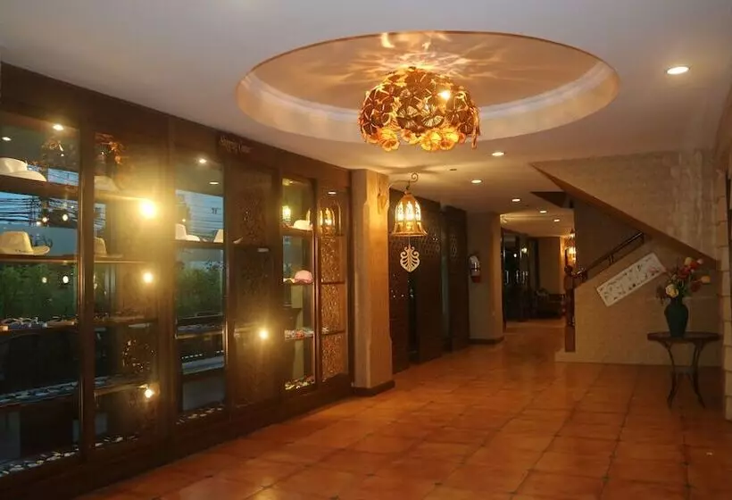 Aiyaree Place Hotel Sha Plus