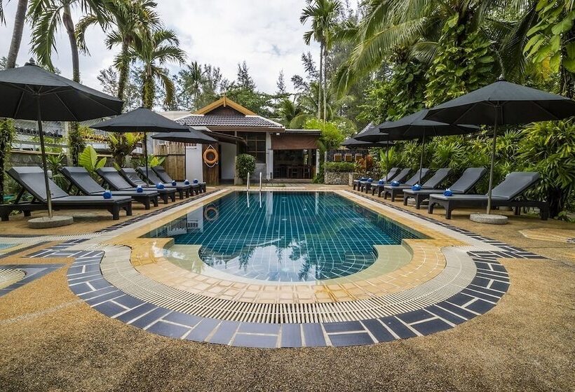 فندق Bangtao Beach Chalet Resort