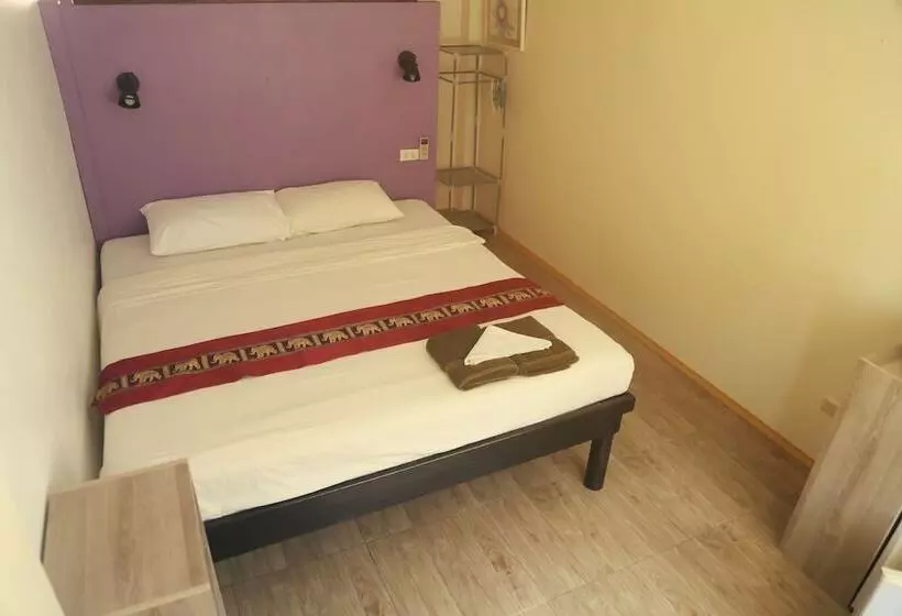 호텔 Boondaree Home Resort