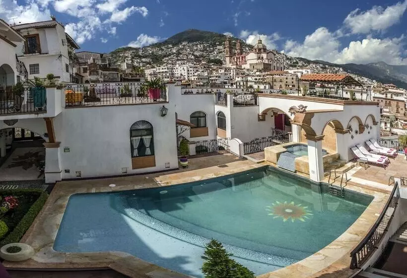 ホテル Boutique Pueblo Lindo