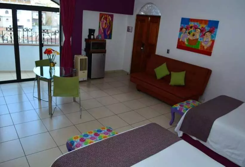 ホテル Boutique Pueblo Lindo