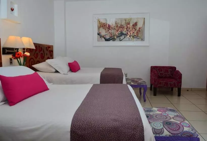 ホテル Boutique Pueblo Lindo