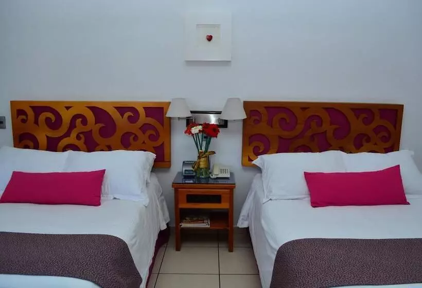 ホテル Boutique Pueblo Lindo