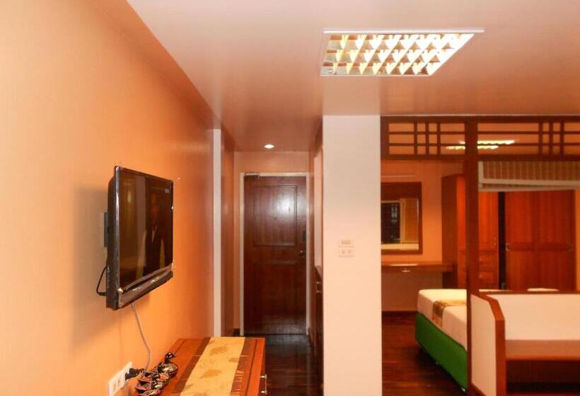 B.s. Court Hotel Sathorn