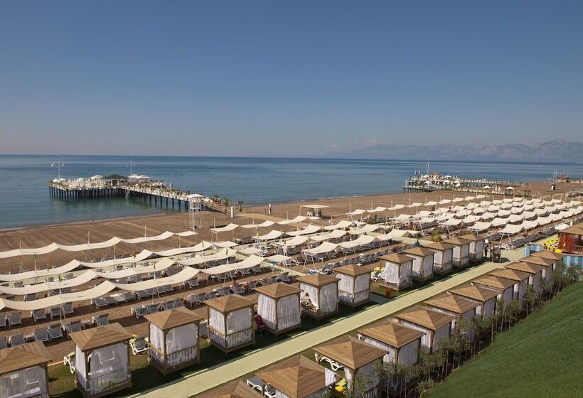 Hotel Delphin Imperial Lara