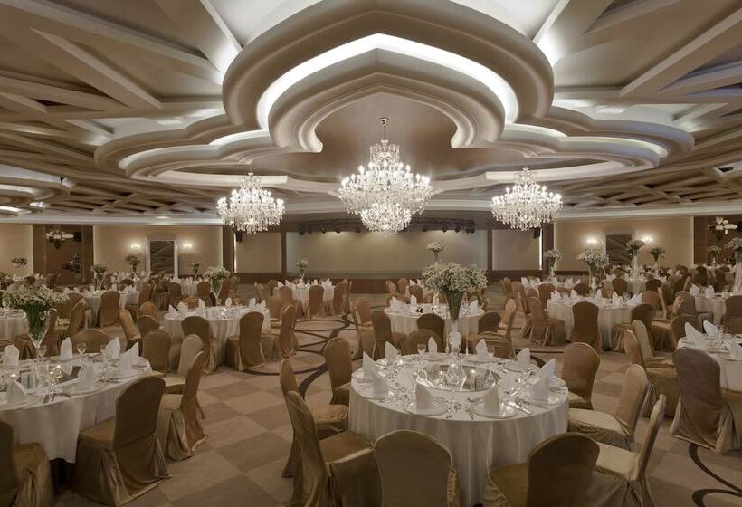 Hotel Delphin Imperial Lara