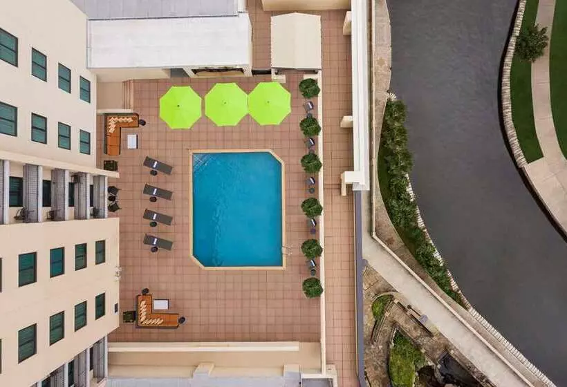فندق Embassy Suites San Antonio Riverwalk Downtown