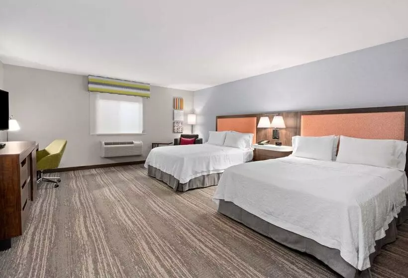 בית מלון כפרי Hampton Inn & Suites Burlington