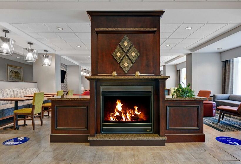 فندق Hampton Inn Bath