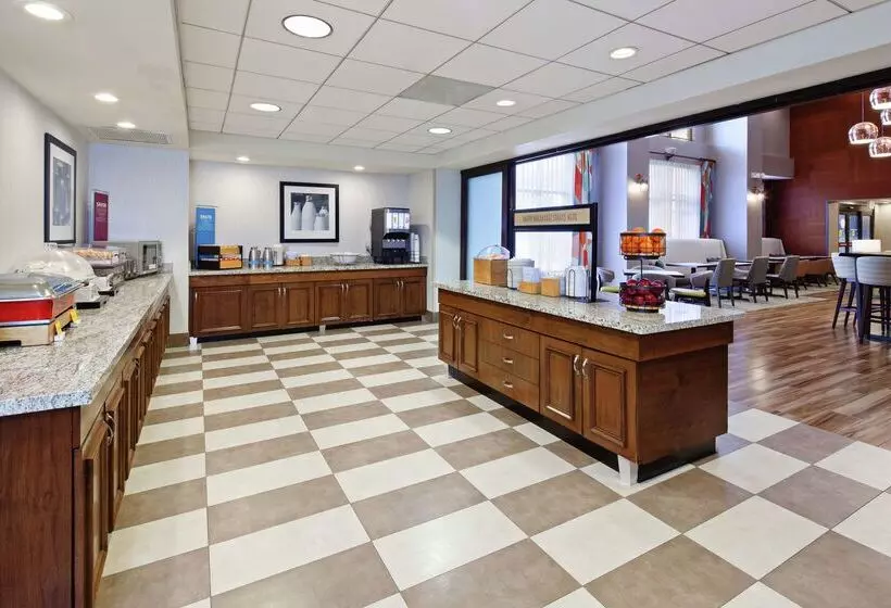 호텔 Hampton Inn & Suites Chino Hills