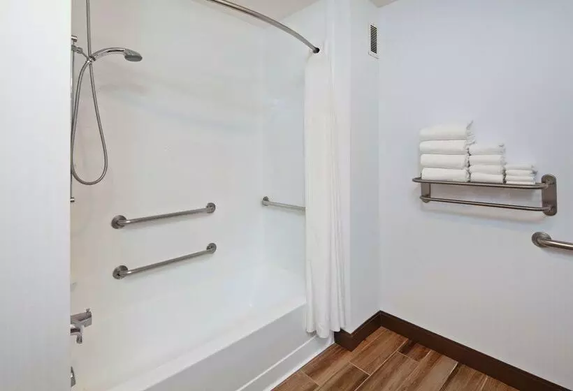 호텔 Hampton Inn & Suites Chino Hills