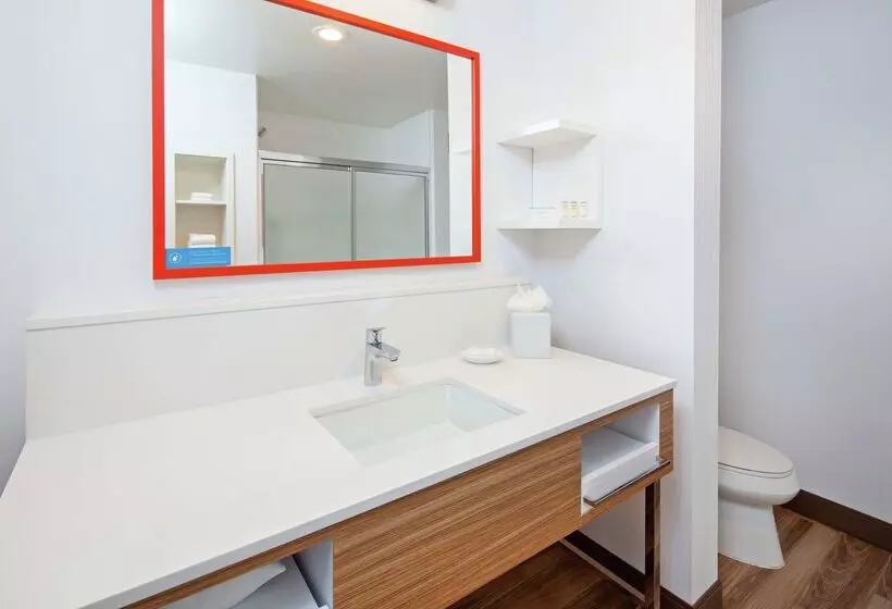 호텔 Hampton Inn & Suites Chino Hills