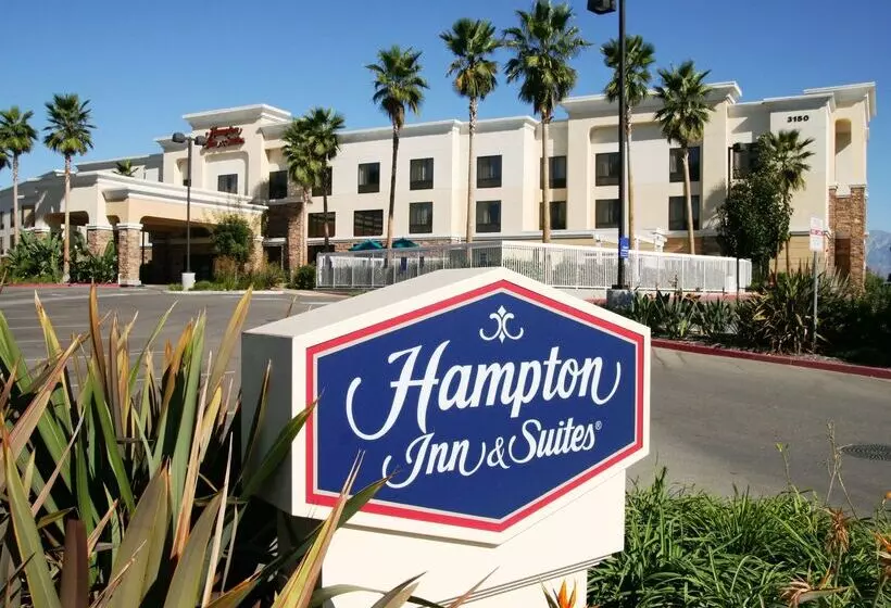 호텔 Hampton Inn & Suites Chino Hills