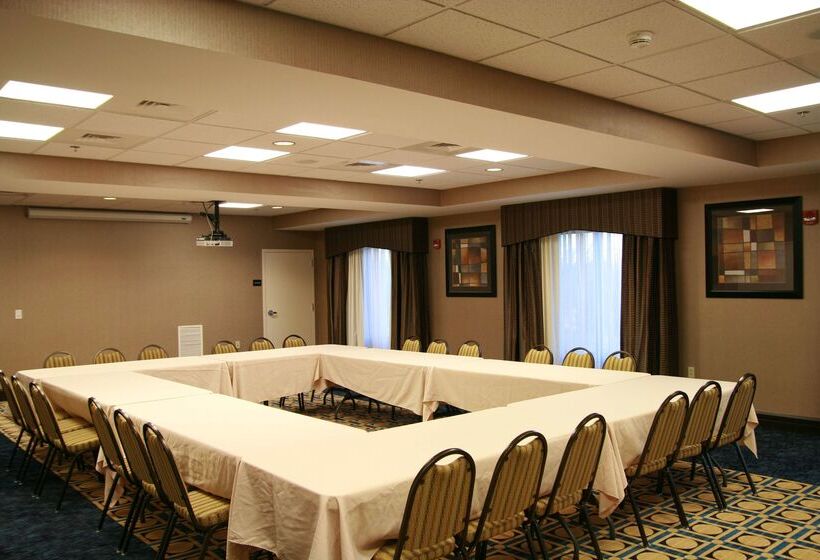 فندق Hampton Inn Topeka