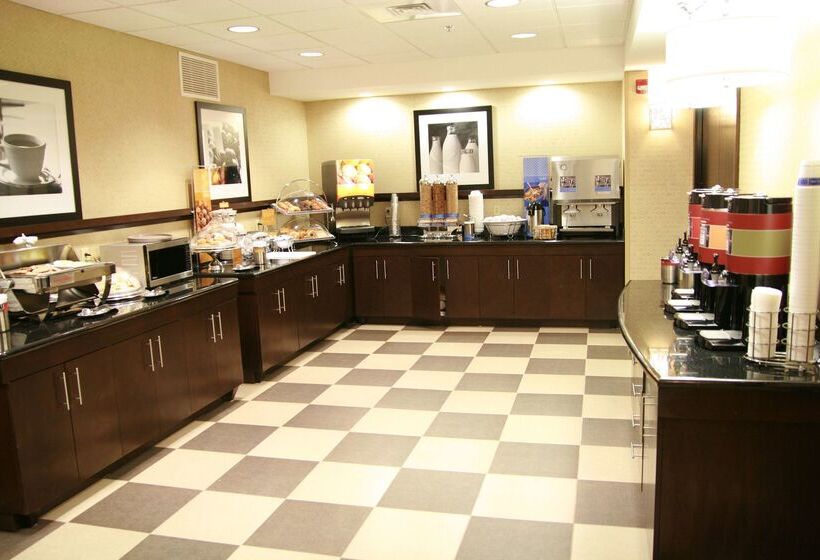 فندق Hampton Inn Topeka