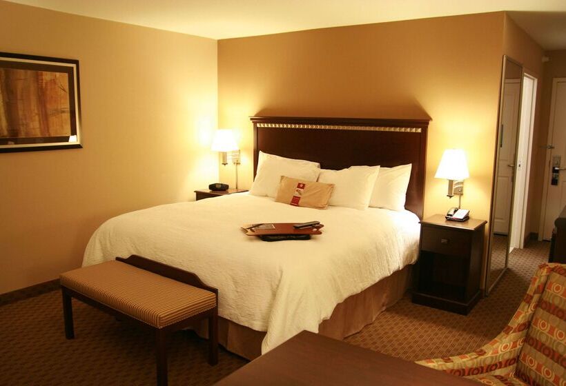 فندق Hampton Inn Topeka