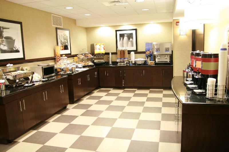 فندق Hampton Inn Topeka