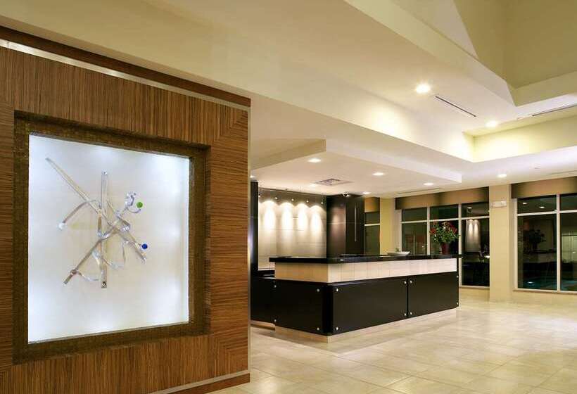 هتل Hilton Garden Inn Dallas/arlington