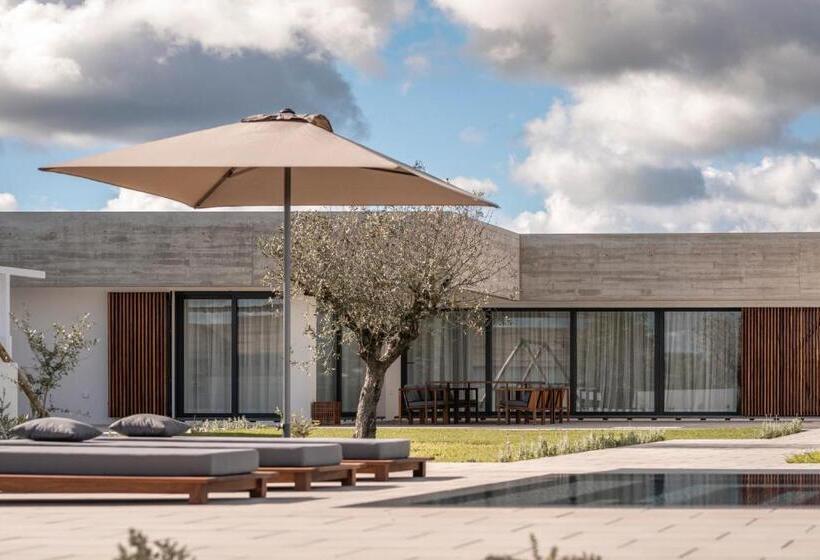 هتل L'and Vineyards