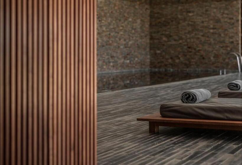 هتل L'and Vineyards