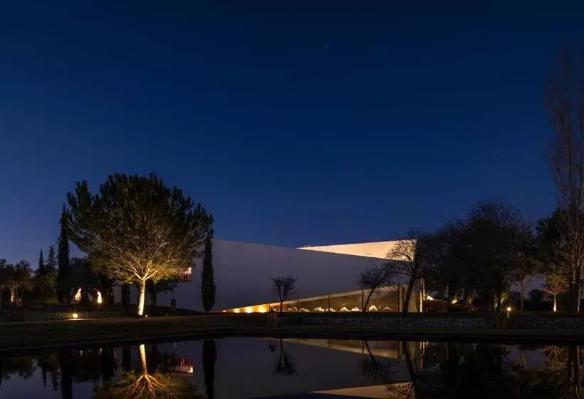 Отель L'and Vineyards