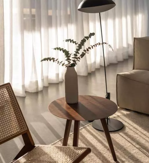 Отель L'and Vineyards