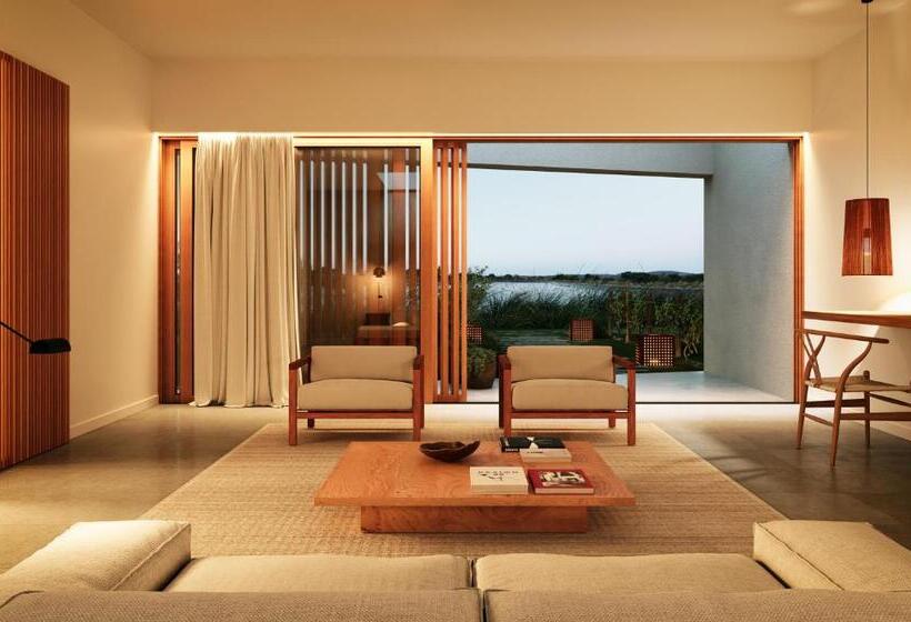 هتل L'and Vineyards