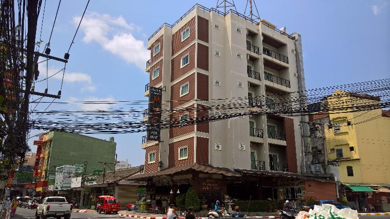 Pipikuku Hotel & Restaurant