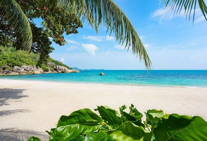 בית מלון כפרי Promtsuk Buri