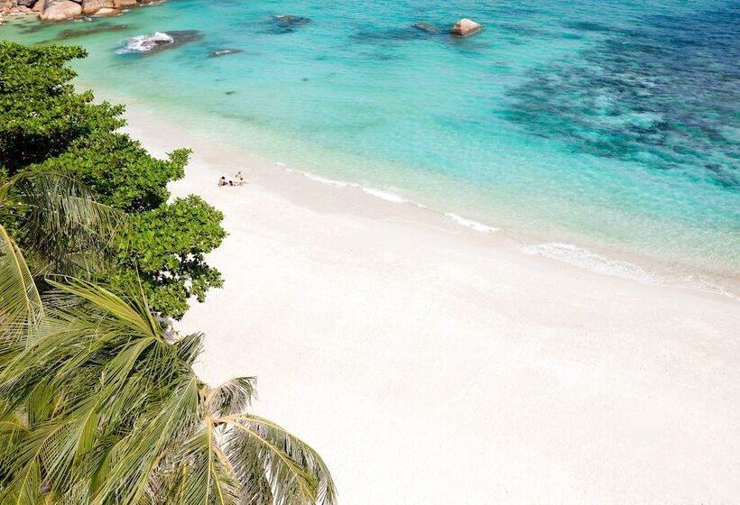 בית מלון כפרי Promtsuk Buri