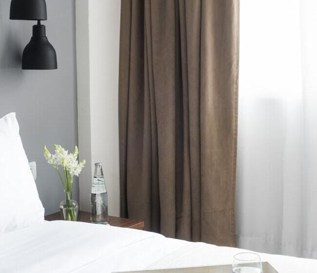 ホテル Rochester  M