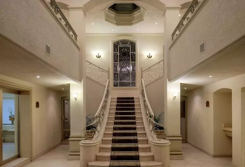 Отель & Suites Quinta Magna