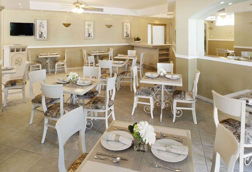 בית מלון כפרי & Suites Quinta Magna