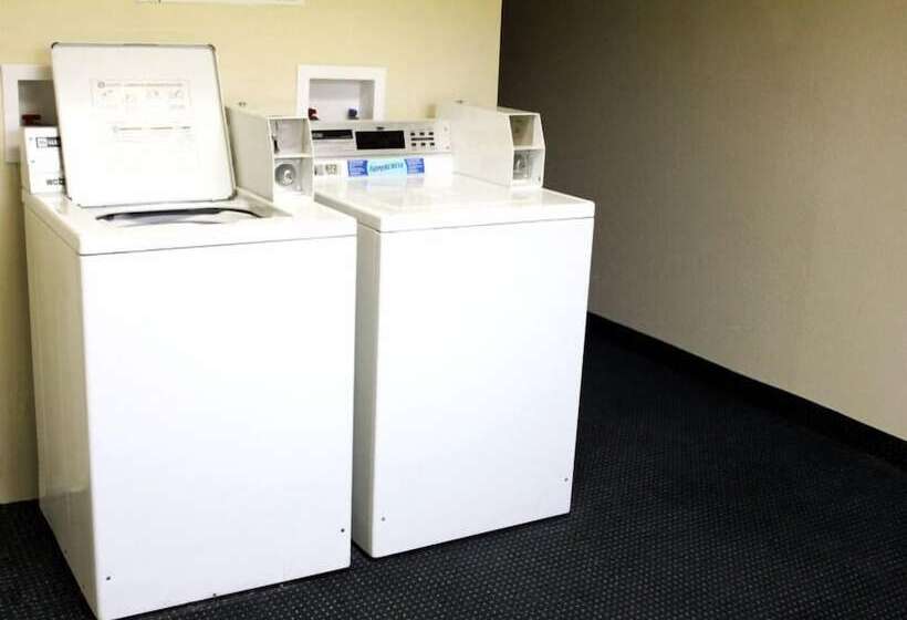 בית מלון כפרי The Lodge At Pensacola