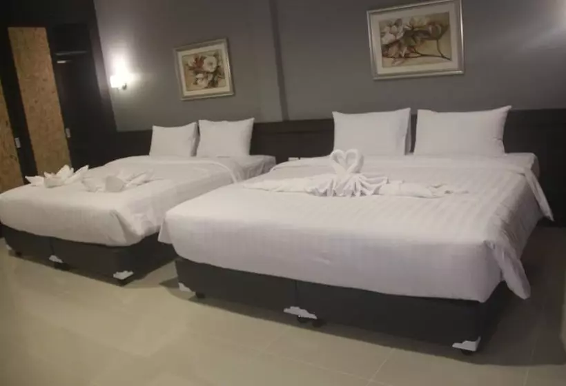 Hotel The Natural Resort