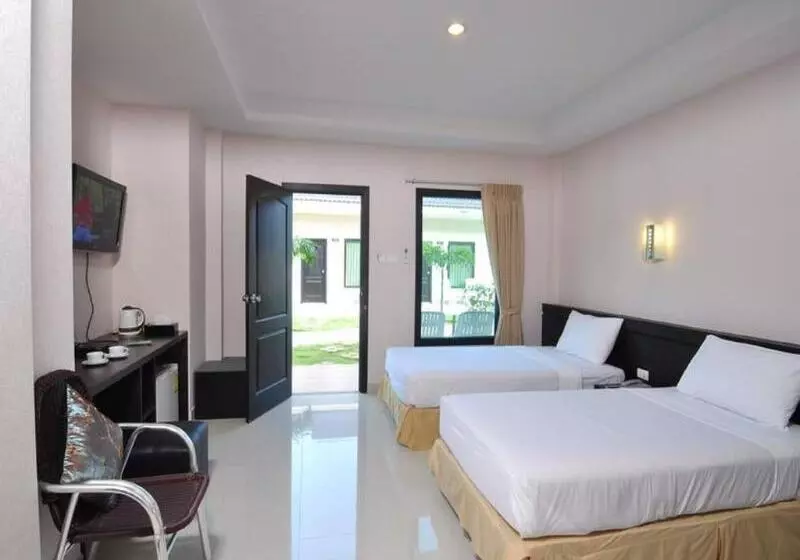 Hotel The Natural Resort