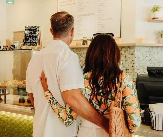 Отель The Seagate