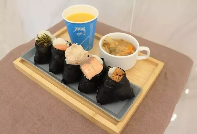 Отель Toyoko Inn Tokyo Haneda Kuko No.1