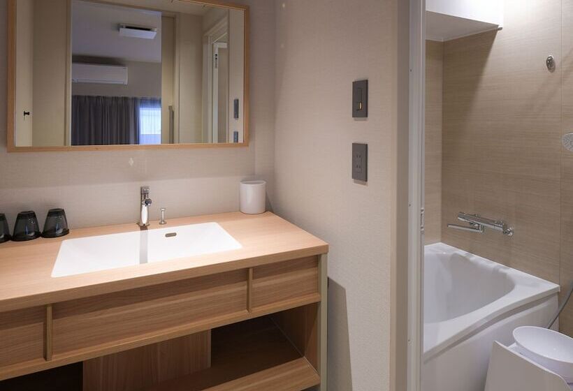 Отель Vessel Inn Asakusa Tsukuba Express