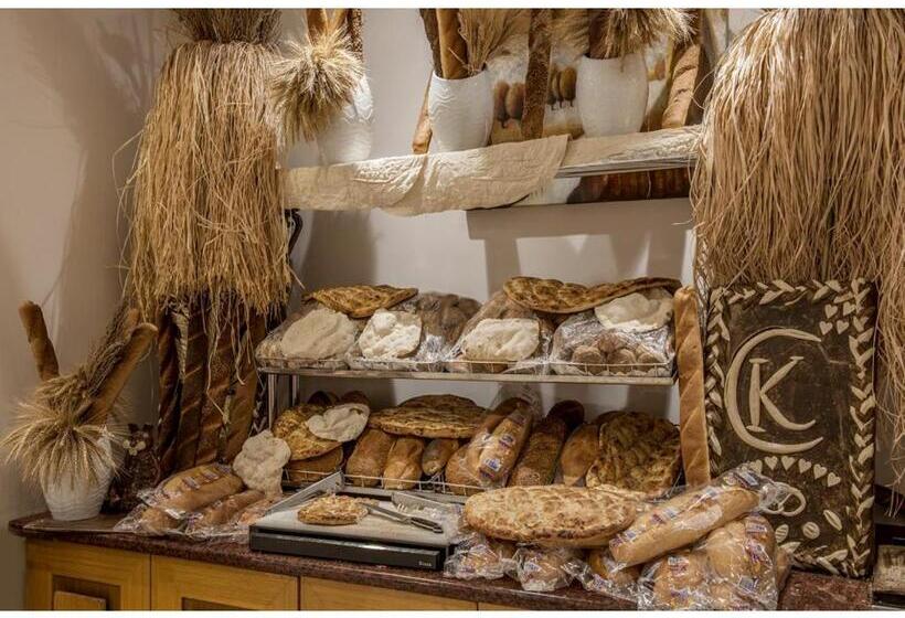 Kaya Artemis Resort & Casino