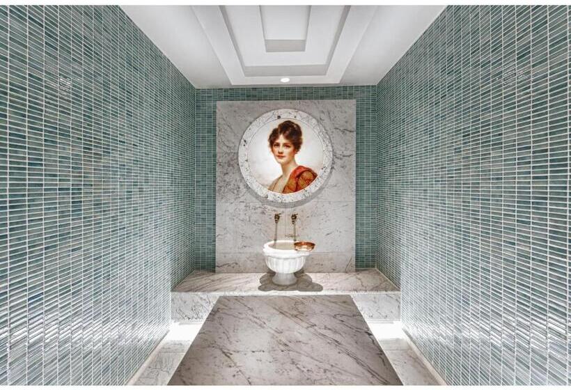 Kaya Artemis Resort & Casino