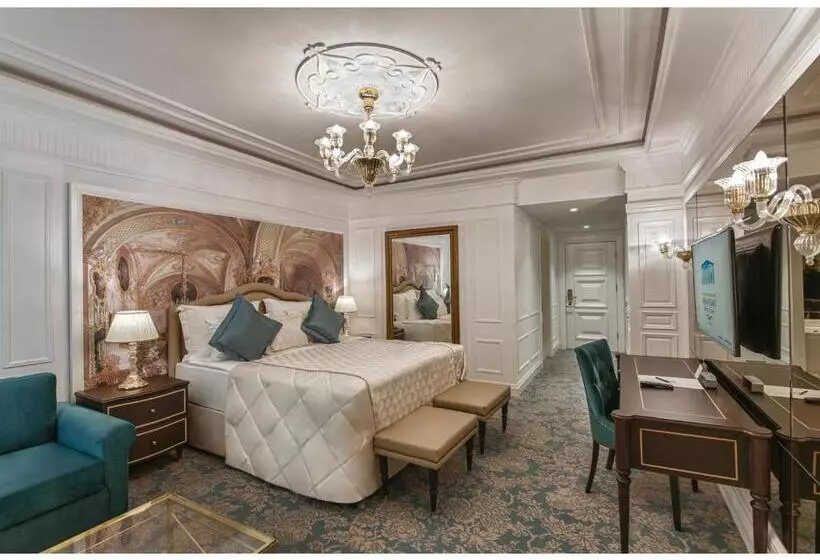 Kaya Artemis Resort & Casino