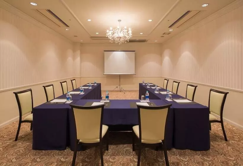 Oriental Hotel Tokyo Bay