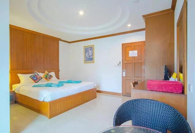 Pipikuku Hotel & Restaurant