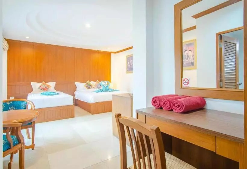 Pipikuku Hotel & Restaurant