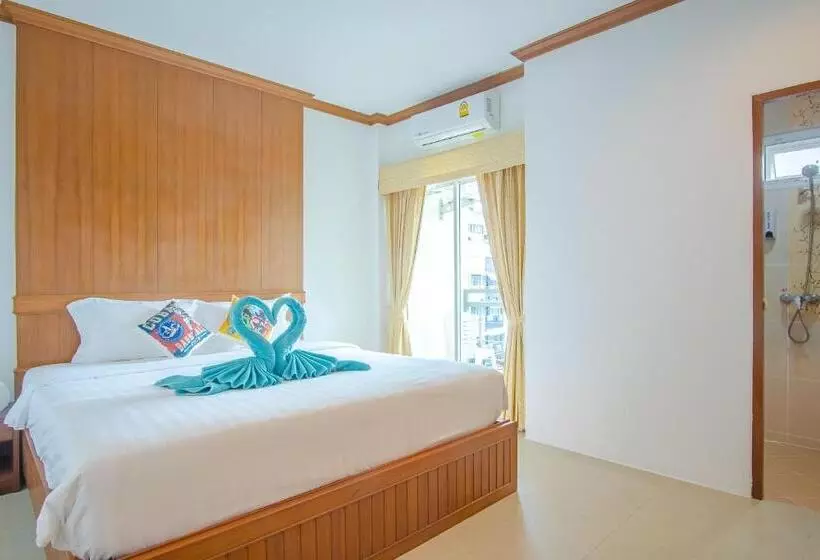 Pipikuku Hotel & Restaurant