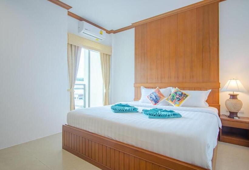 Pipikuku Hotel & Restaurant