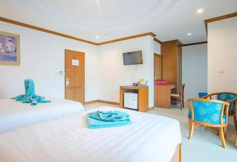 Pipikuku Hotel & Restaurant