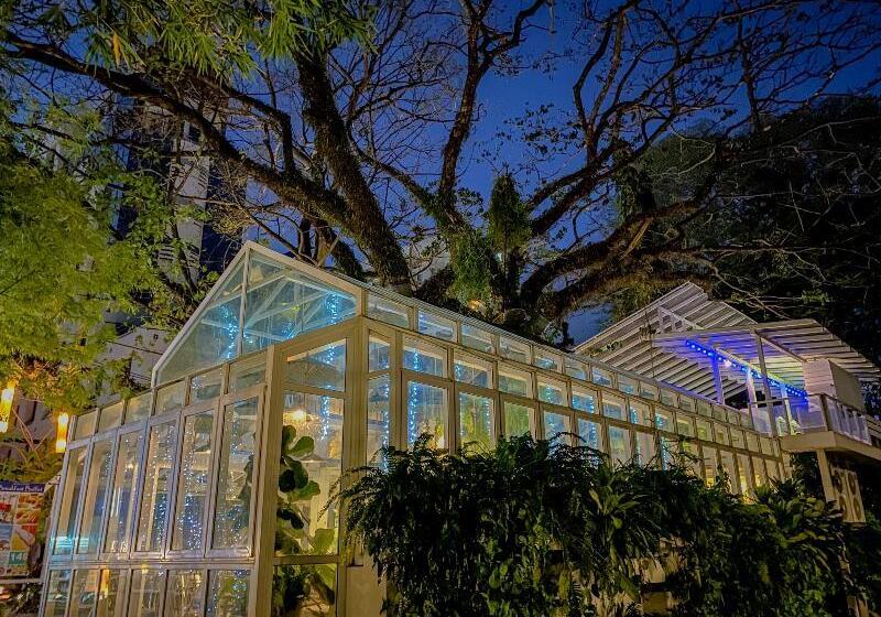 Sino House Phuket Hotel Sha Plus